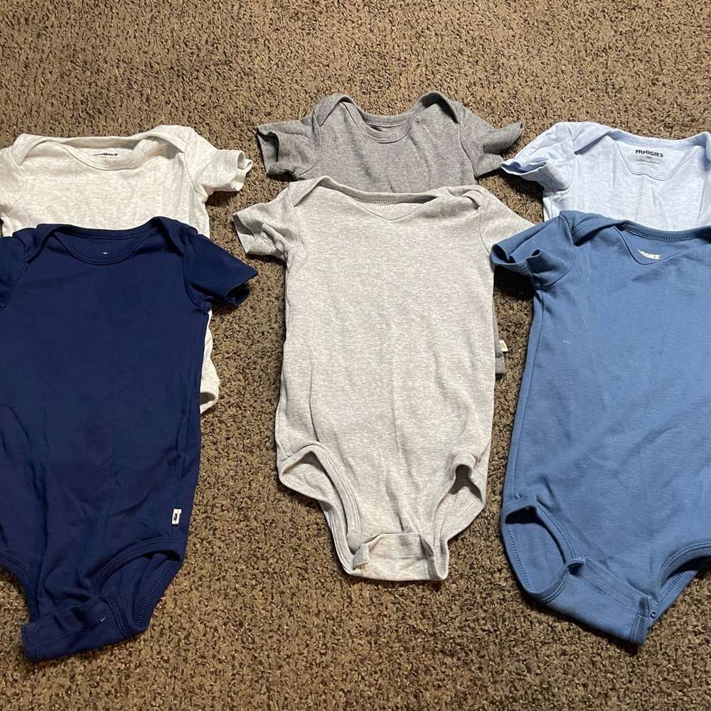 Huggies 18m Bodysuit set (6 total)